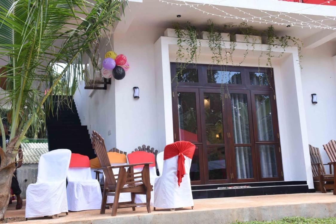 Indunil Place Hiriketiya Dikwella Luaran gambar