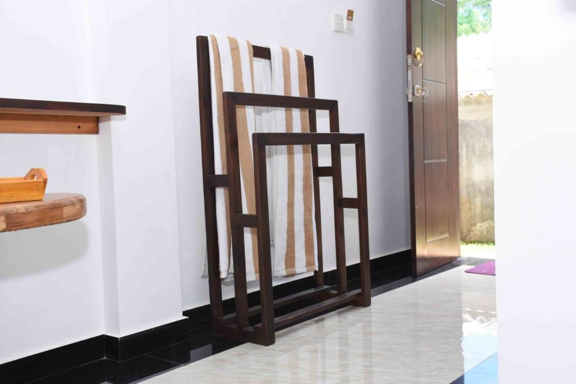 Indunil Place Hiriketiya Dikwella Luaran gambar
