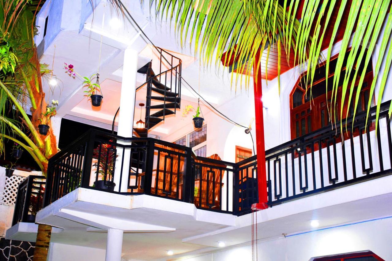 Indunil Place Hiriketiya Dikwella Luaran gambar