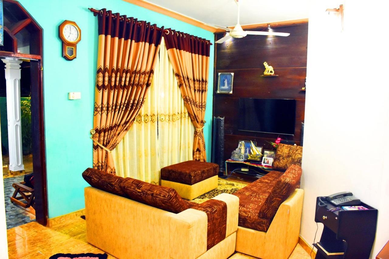 Indunil Place Hiriketiya Dikwella Luaran gambar